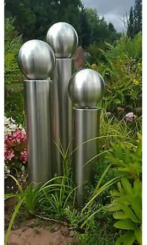 نافورة مياه مخروطي بكورة