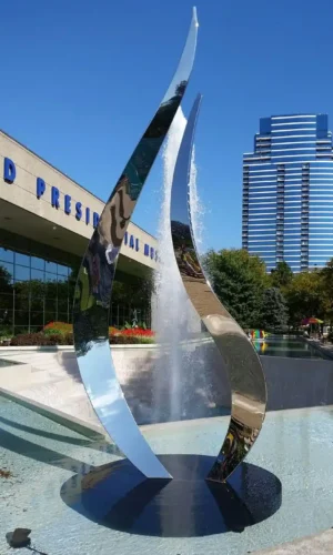 مجسم ستانلس ستيل أفعى