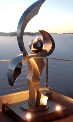 مجسم ديكور ستانلس ستيل مضيء