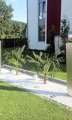 نافورة مياه ستانلس ستيل مخروطي بكورة